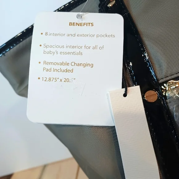 Kate Landry diaper bag tote & removable changing pad - Picture 7 of 15